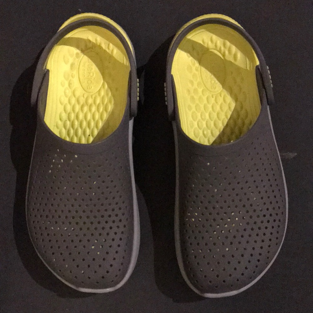 Comfy CROCS LiteRide Clogs